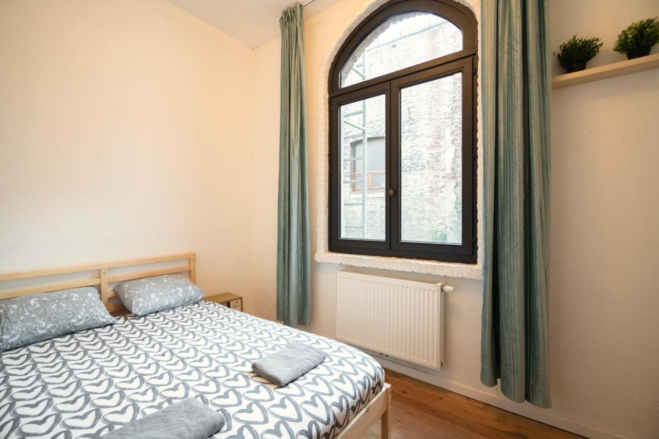 Charming Two-Bedroom River Side Apartment Amberes Exterior foto